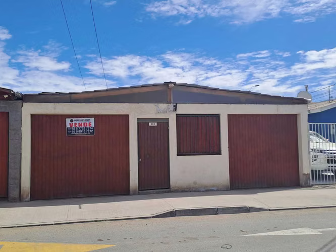 Se vende, casa de un piso en avenida (181614)