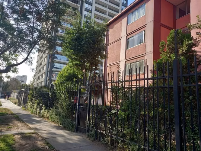 390 mil Dpto de 2D Av Macul Rodrigo de Araya ÑuÑoa