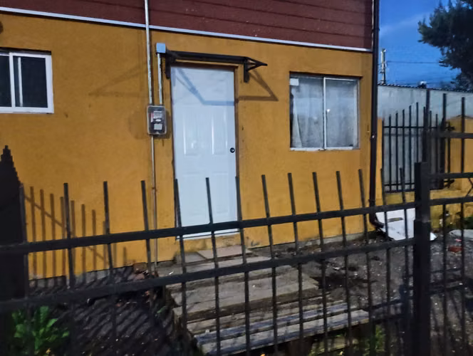 se arrienda casa buena ubicaciónen Lorenzo arenas 1