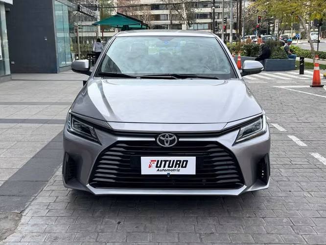 TOYOTA YARIS YARIS SD 1.5 TM - 2023 | 4547 - Imagen 3