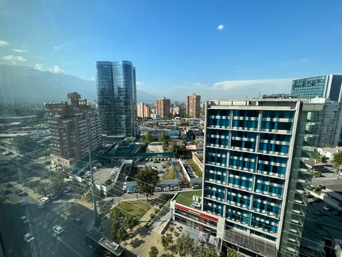 Oficina / Alonso de Cordova