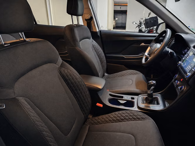 HYUNDAI CRETA MPI - 2025 | 4447