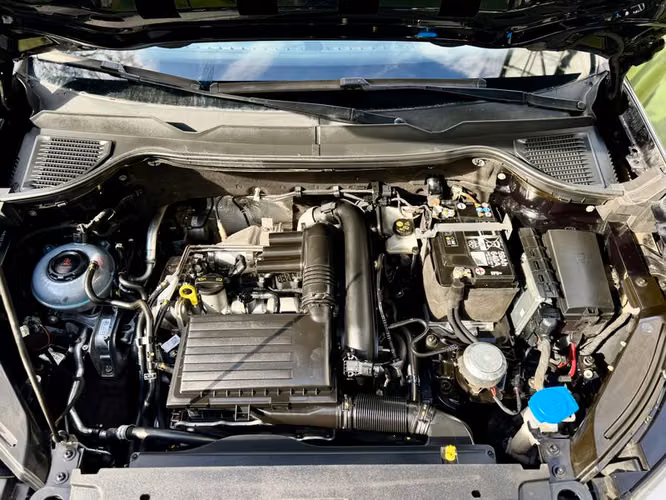 VOLKSWAGEN TAOS NUEVO TSI AT COMFORTLINE SKY - 2024 | 2964