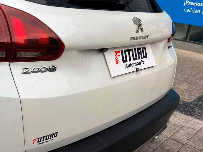 PEUGEOT 2008 GT LINE 1.2 AUT - 2019 | 4429 - Imagen 2