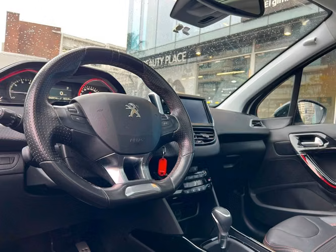 PEUGEOT 2008 GT LINE 1.2 AUT - 2019 | 4429 - Imagen 15