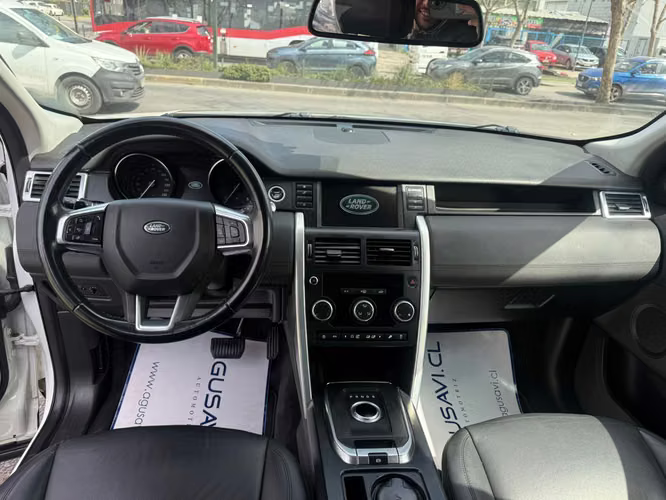 Land Rover Discovery 2.0 (2018) - Imagen 10