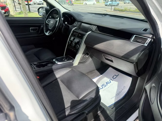 Land Rover Discovery 2.0 (2018) - Imagen 17