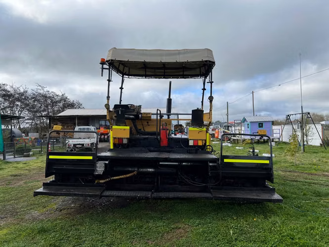 Terminadora de asfalto Bitelli BB 640