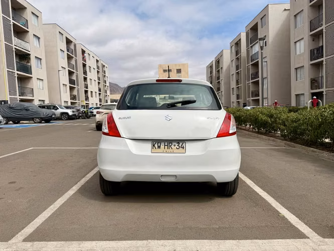 Suzuki Swift 2019 1.2 GL AC - Imagen 4