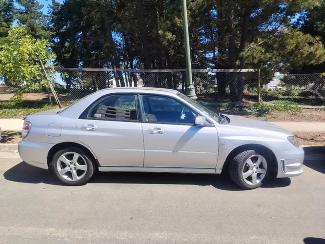 Vendo Subaru new impreza 2.0R AWD - Imagen 2