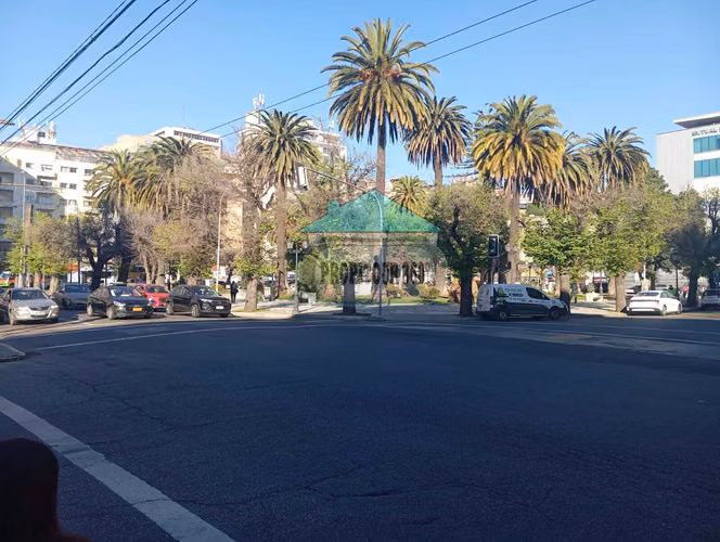 SE ARRIENDA OFICINA EN CENTRO DE VALPARAÍSO - Imagen 16