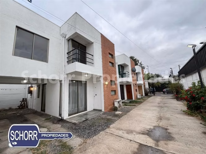 Casa en arriendo de 3 dorm. en Talca