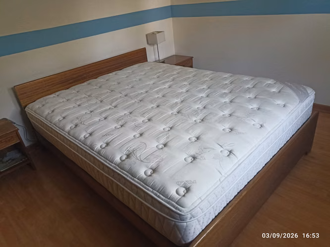 cama completa con veladores