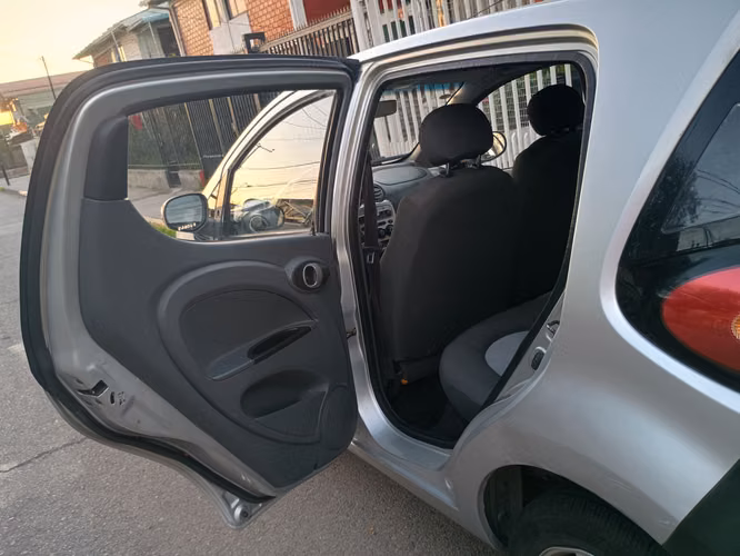 CHANGAN CV KM – 2 DUEÑAS – NEUMÁTICOS NUEVOS
