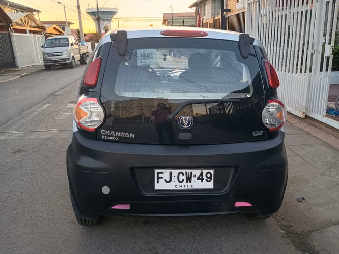 CHANGAN CV KM – 2 DUEÑAS – NEUMÁTICOS NUEVOS