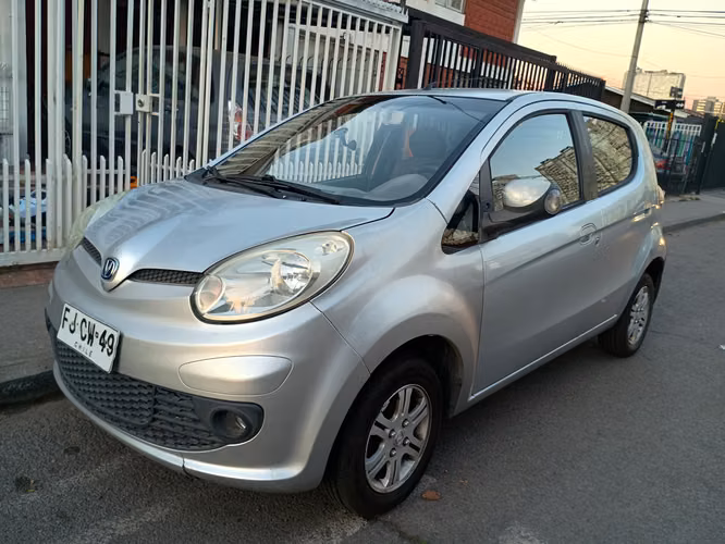 CHANGAN CV KM – 2 DUEÑAS – NEUMÁTICOS NUEVOS