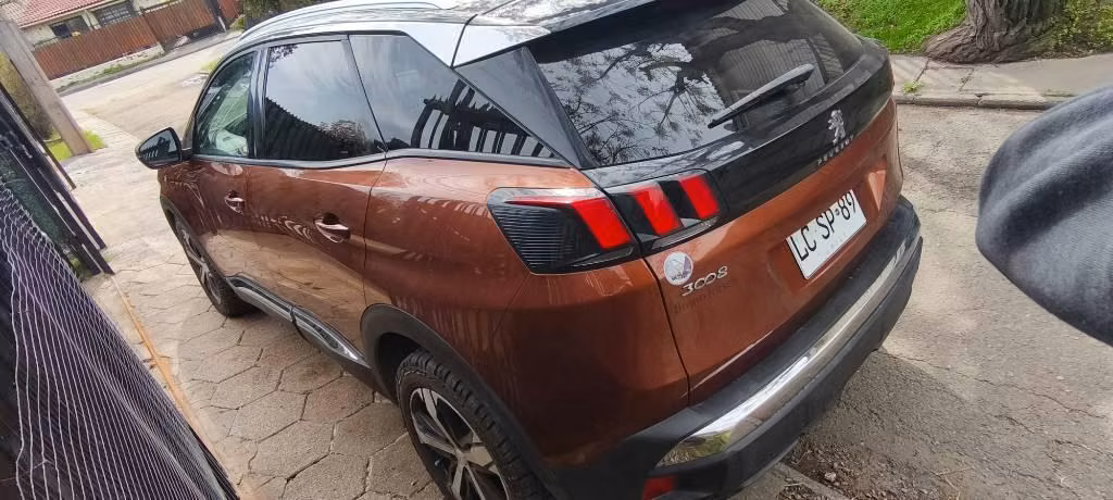 Peugeot 3008 Allure 2019 - Imagen 4