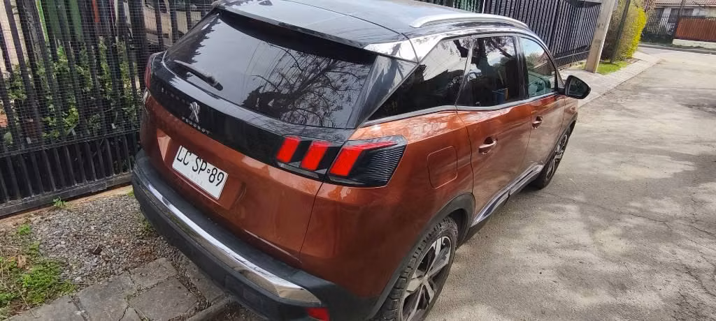 Peugeot 3008 Allure 2019 - Imagen 3