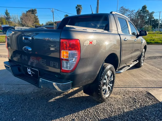 FORD RANGER LIMITED 3.2  2023 - Imagen 15