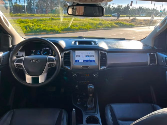 FORD RANGER LIMITED 3.2  2023 - Imagen 19