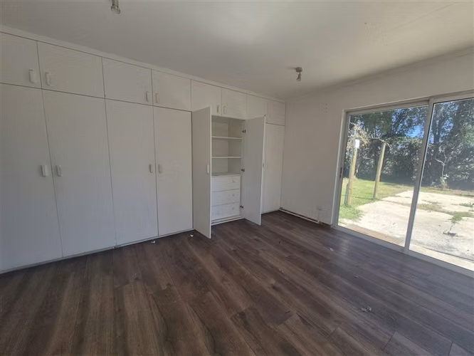 Casa en arriendo de 4 dorm. en Santa María provincia de san