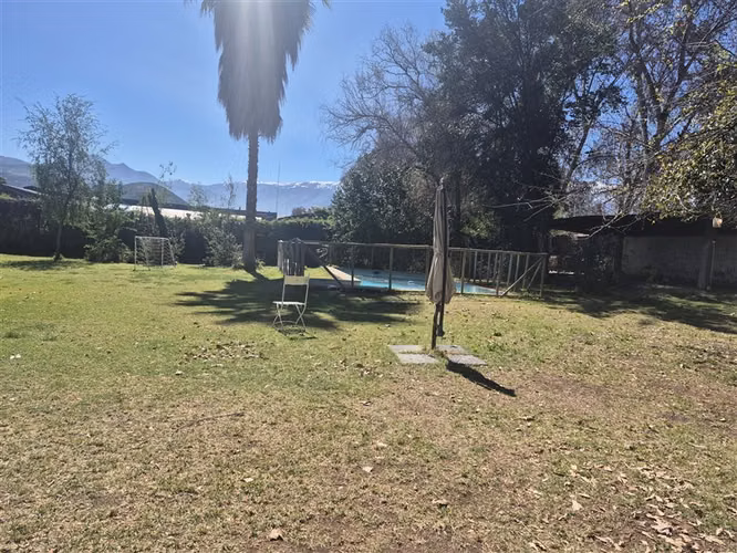 Casa en arriendo de 4 dorm. en Santa María provincia de san
