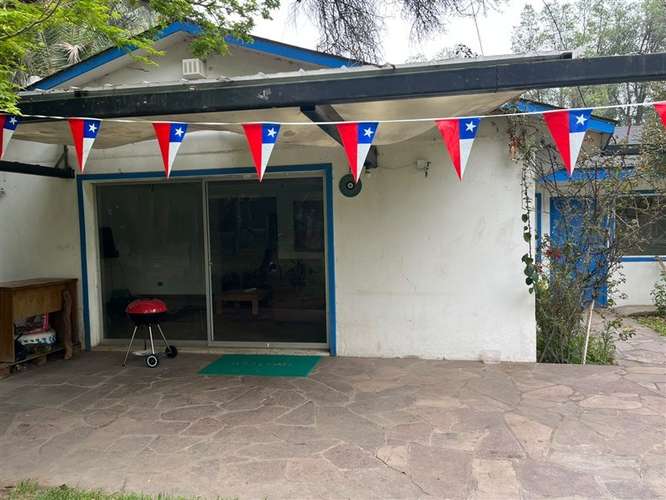 Casa en arriendo de 4 dorm. en Santa María provincia de san