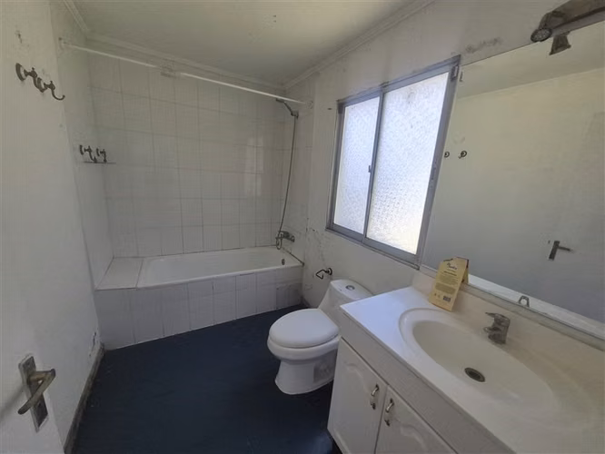 Casa en arriendo de 4 dorm. en Santa María provincia de san