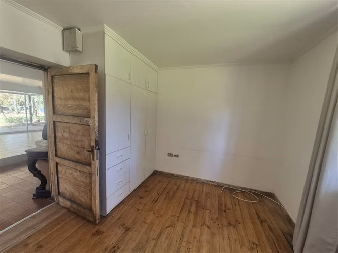 Casa en arriendo de 4 dorm. en Santa María provincia de san