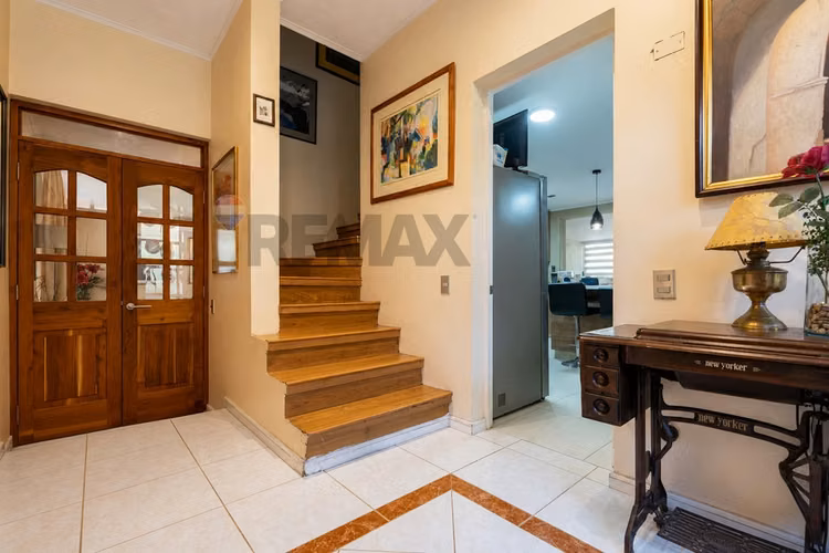 Venta casa condominio julia bernstein la reina - Imagen 3