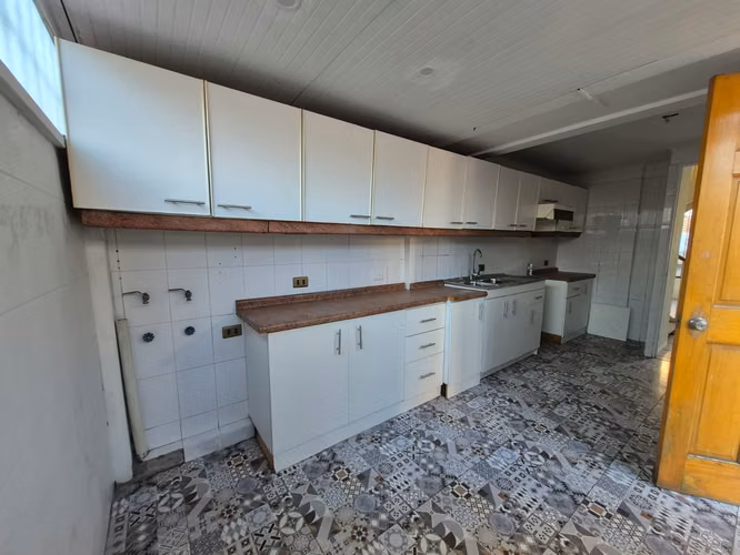 LISTA PARA HABITAR AMPLIA CASA 4D-2B EN VILLA CERRADA - Imagen 6