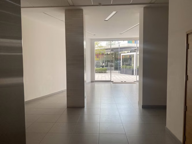 OFICINA ARRIENDO 30M2 PUERTAS DE CHICUREO - ESTACIONAMIENTO - Imagen 23