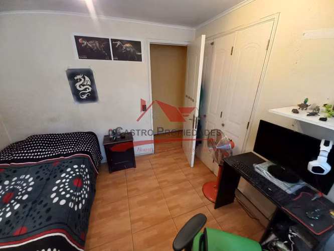 HERMOSA CASA  AISLADA CON 4 DORMITORIOS, 2 BAÑOS - Imagen 13