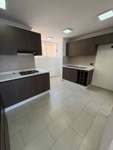 Precioso departamento en arriendo Ayllu (181646)