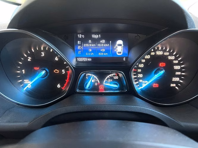 Ford Escape diésel 6MT - Imagen 6