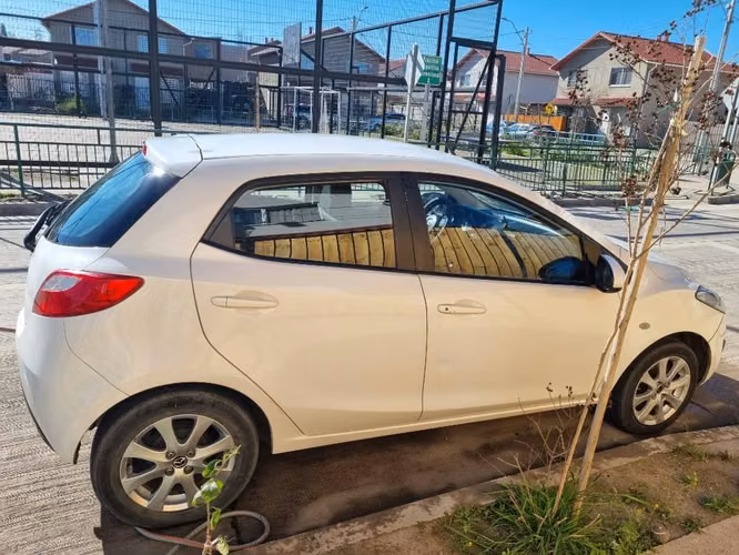 Se vende mazda 2 2014 - Imagen 3