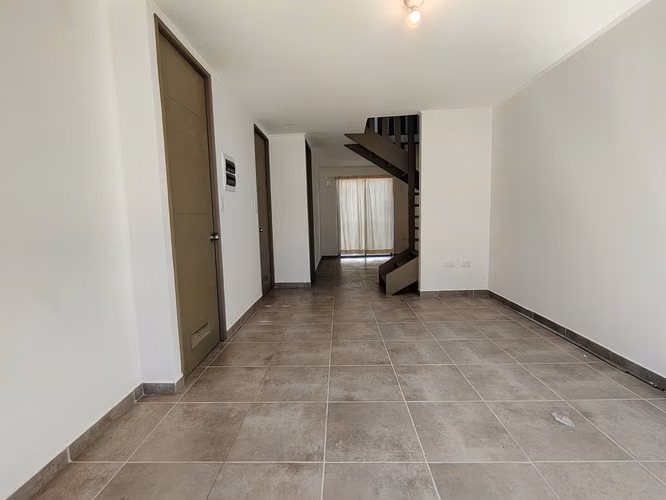 Arriendo Preciosa Casa Nueva Calle Los Patos