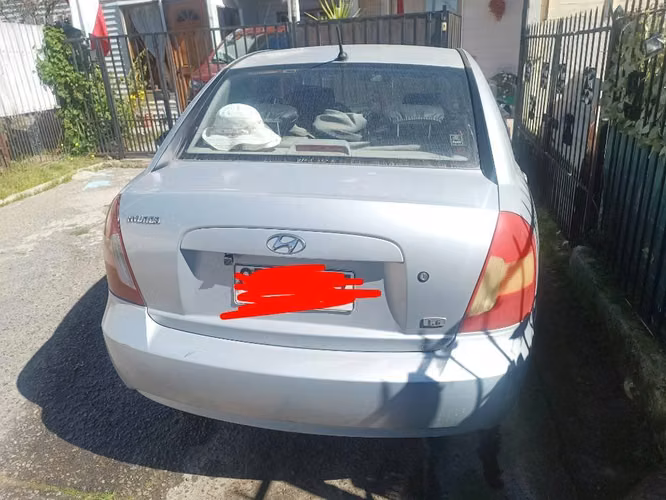 Hyundai accent 2010 aut