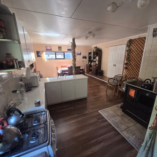 PROPIEDAD DE 2, 5 HECTARIAS CON UNA HERMOSA CASA - Imagen 7