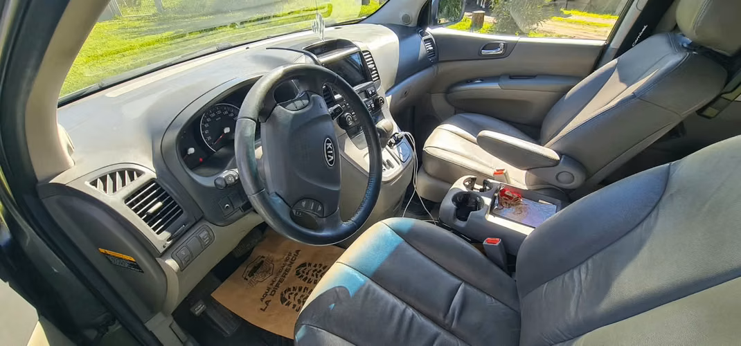 KIA GRAND CARNIVAL VERSIÓN LIMITED 2.9