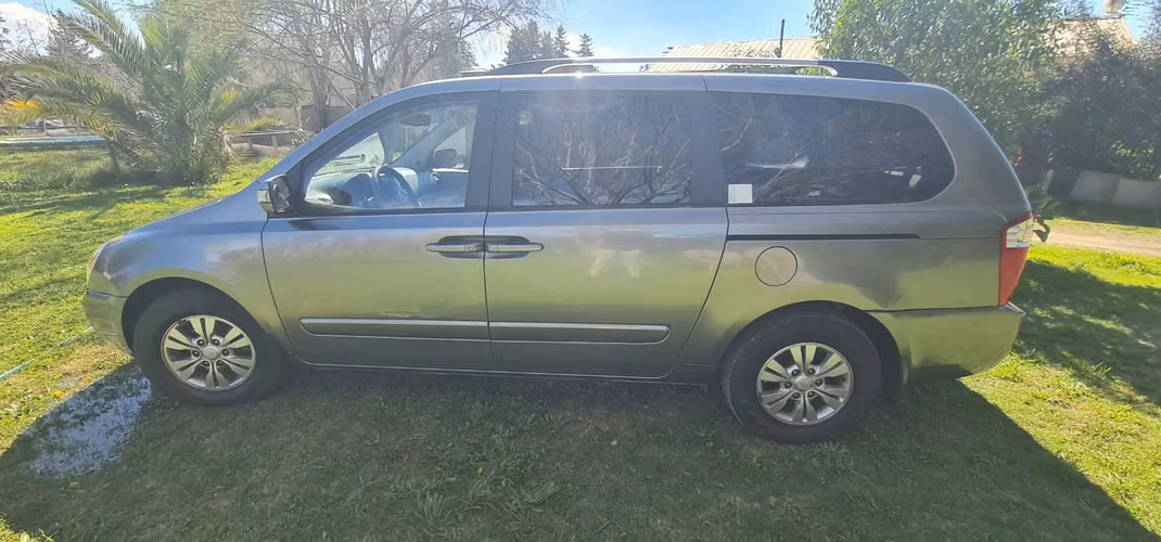 KIA GRAND CARNIVAL VERSIÓN LIMITED 2.9