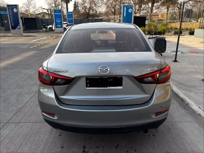 Mazda 2 sedan 2016 - Imagen 4