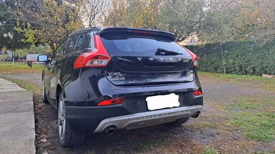 Se vende Volvo V40 T4 Cross Country 1.6.