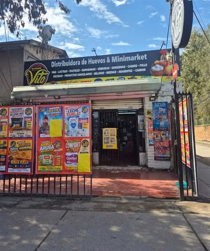 Se vende Minimarket con casa en Conchalí