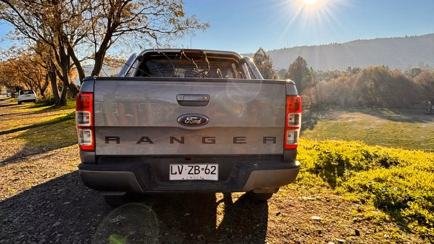 Se vende Camioneta en Excelente Estado - Imagen 3