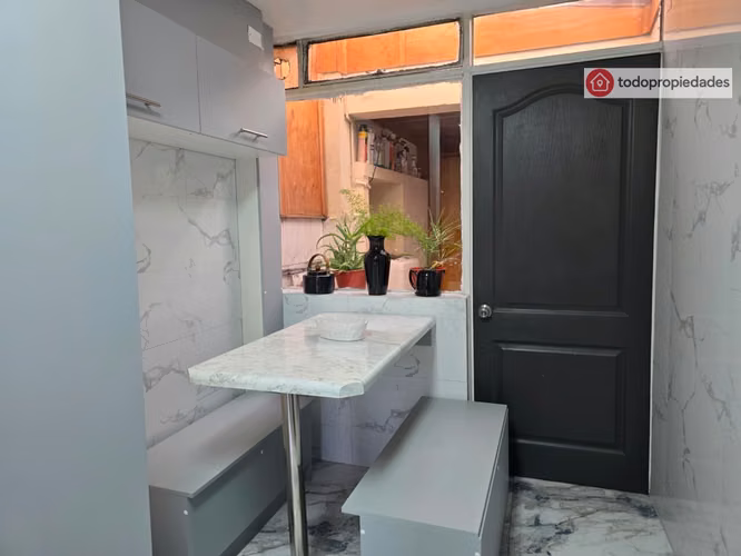 Oportunidad Casa en Condominio recién remodelada