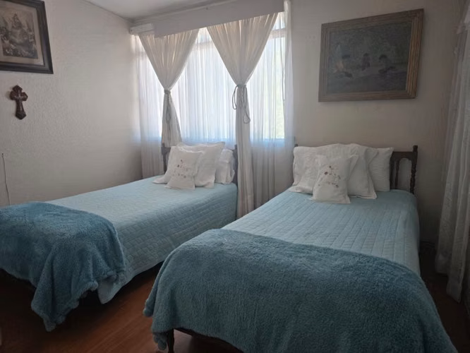Oportunidad Casa en Condominio recién remodelada