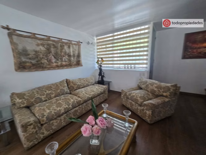 Oportunidad Casa en Condominio recién remodelada