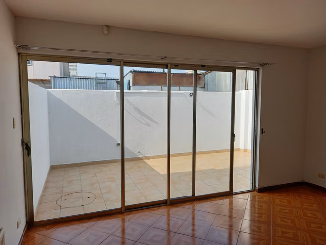 SE ARRIENDA EXCELENTE CASA No.4 COND. 7 NORTE - VIÑA. - Imagen 12