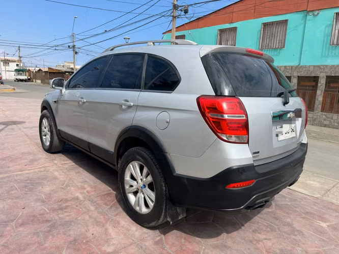 CHEVROLET CAPTIVA DIESEL AUTOMATICA 4X4 AÑO 2015 - Imagen 7